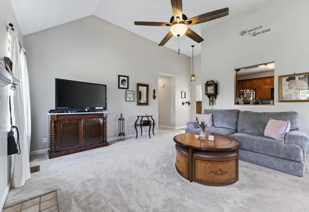 3795 Madeline Ct Clarksville, TN 37042