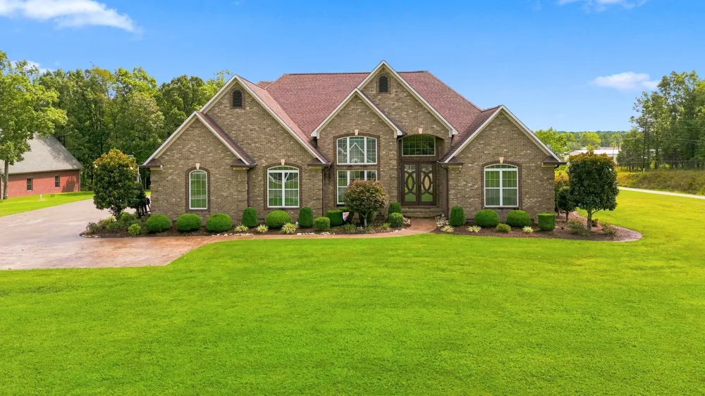 48 Airport Court Waverly, TN 37185