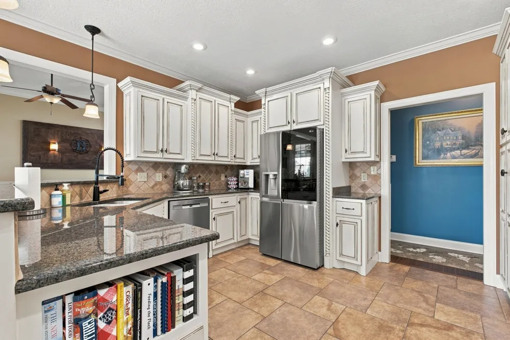 48 Airport Court Waverly, TN 37185