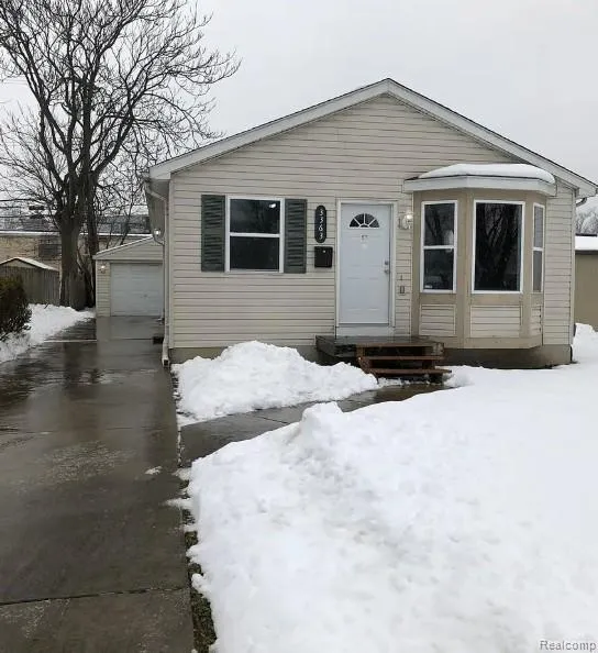 3363 McDowell Street Ferndale City, MI 48220