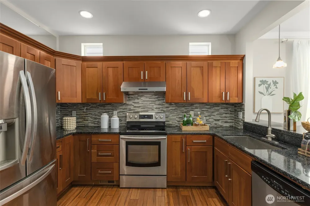 1919 25th Avenue NE Issaquah, WA 98029