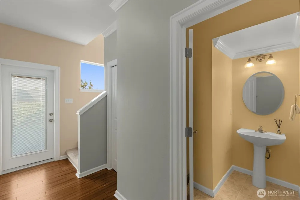1919 25th Avenue NE Issaquah, WA 98029