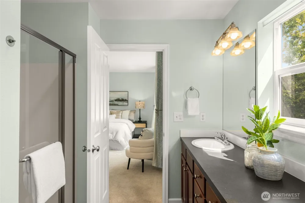 1919 25th Avenue NE Issaquah, WA 98029