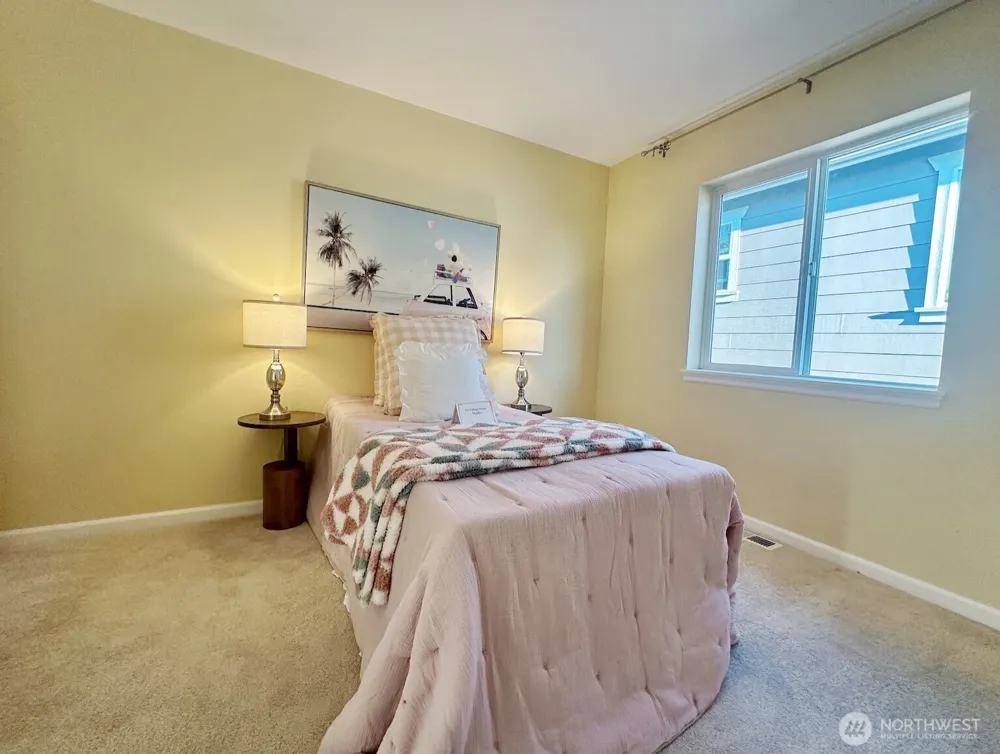 1919 25th Avenue NE Issaquah, WA 98029
