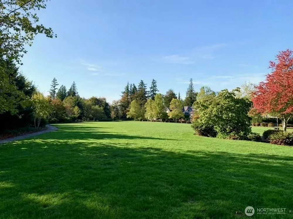 1919 25th Avenue NE Issaquah, WA 98029