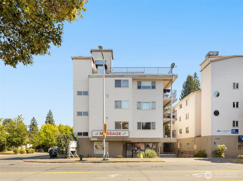 12056 15th Avenue NE #201 Seattle, WA 98125