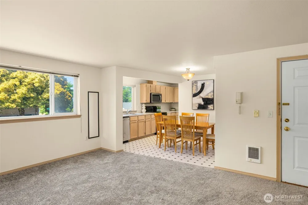 12056 15th Avenue NE #201 Seattle, WA 98125