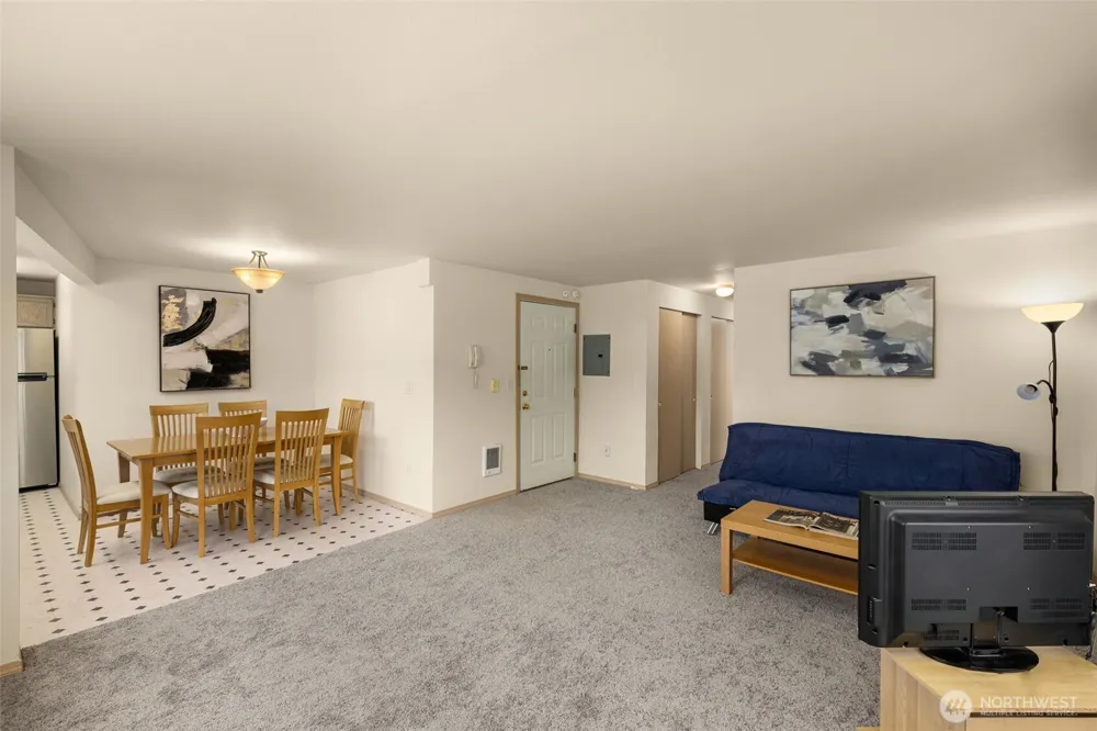 12056 15th Avenue NE #201 Seattle, WA 98125