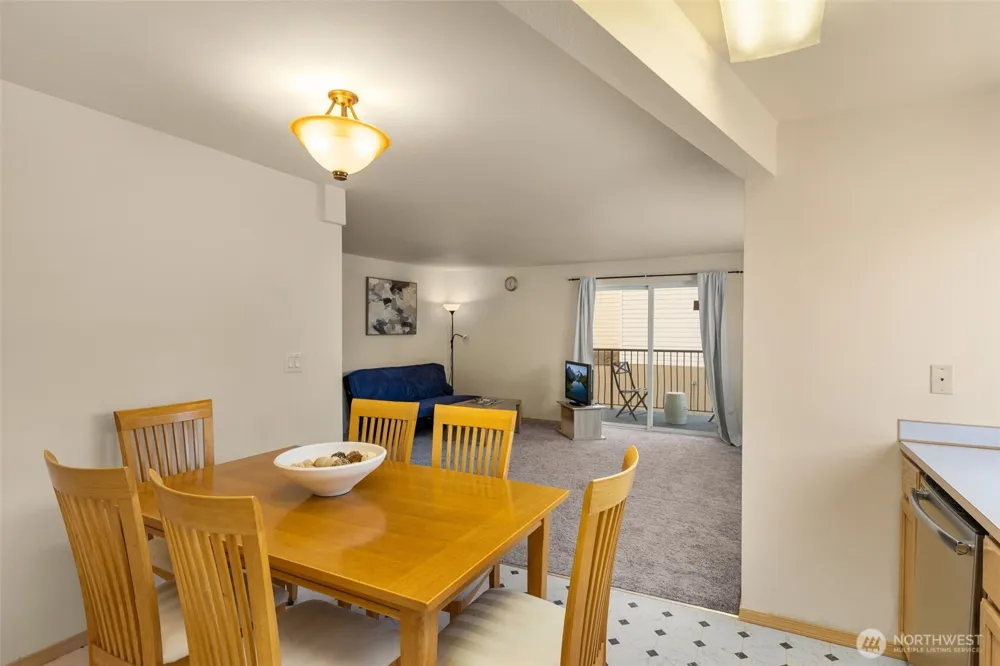 12056 15th Avenue NE #201 Seattle, WA 98125