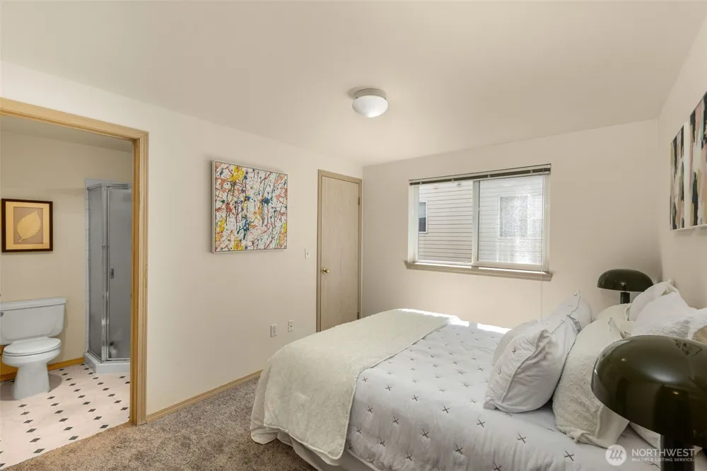 12056 15th Avenue NE #201 Seattle, WA 98125
