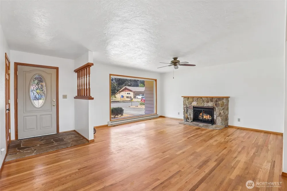 413 Little Rock Way Vancouver, WA 98664