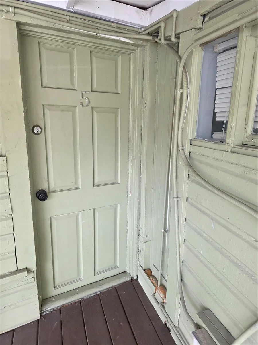 212 W BEACH PLACE #5 Tampa, FL 33606