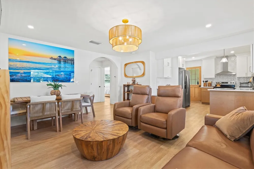 2226 ARLINGTON STREET Sarasota, FL 34239