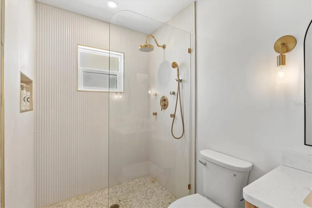 2226 ARLINGTON STREET Sarasota, FL 34239