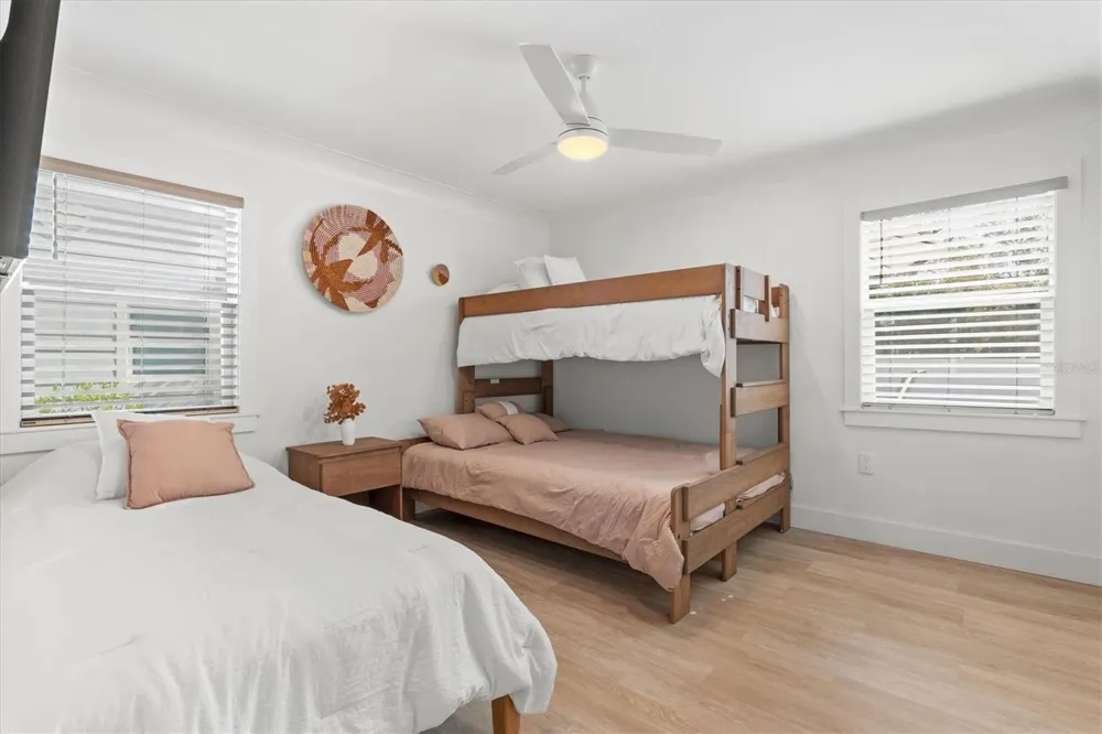 2226 ARLINGTON STREET Sarasota, FL 34239