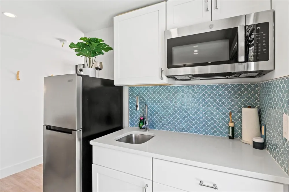 2226 ARLINGTON STREET Sarasota, FL 34239