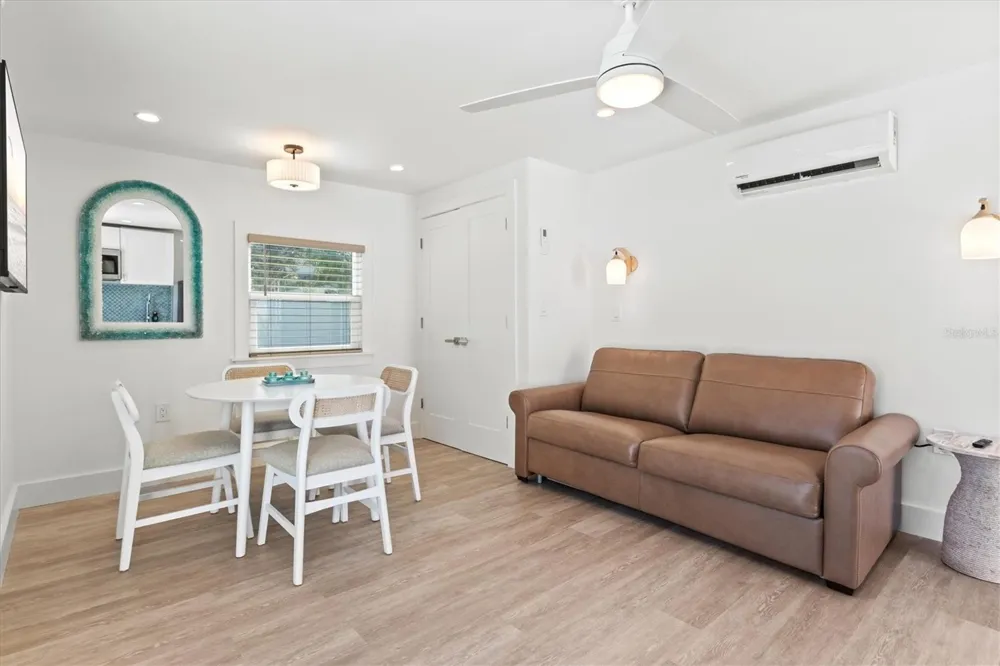 2226 ARLINGTON STREET Sarasota, FL 34239