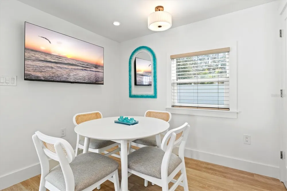 2226 ARLINGTON STREET Sarasota, FL 34239