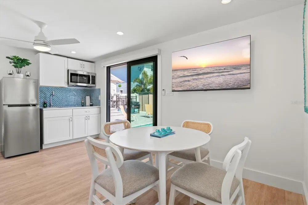 2226 ARLINGTON STREET Sarasota, FL 34239