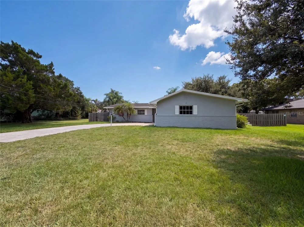 2617 S FAIRWAY DRIVE Melbourne, FL 32901