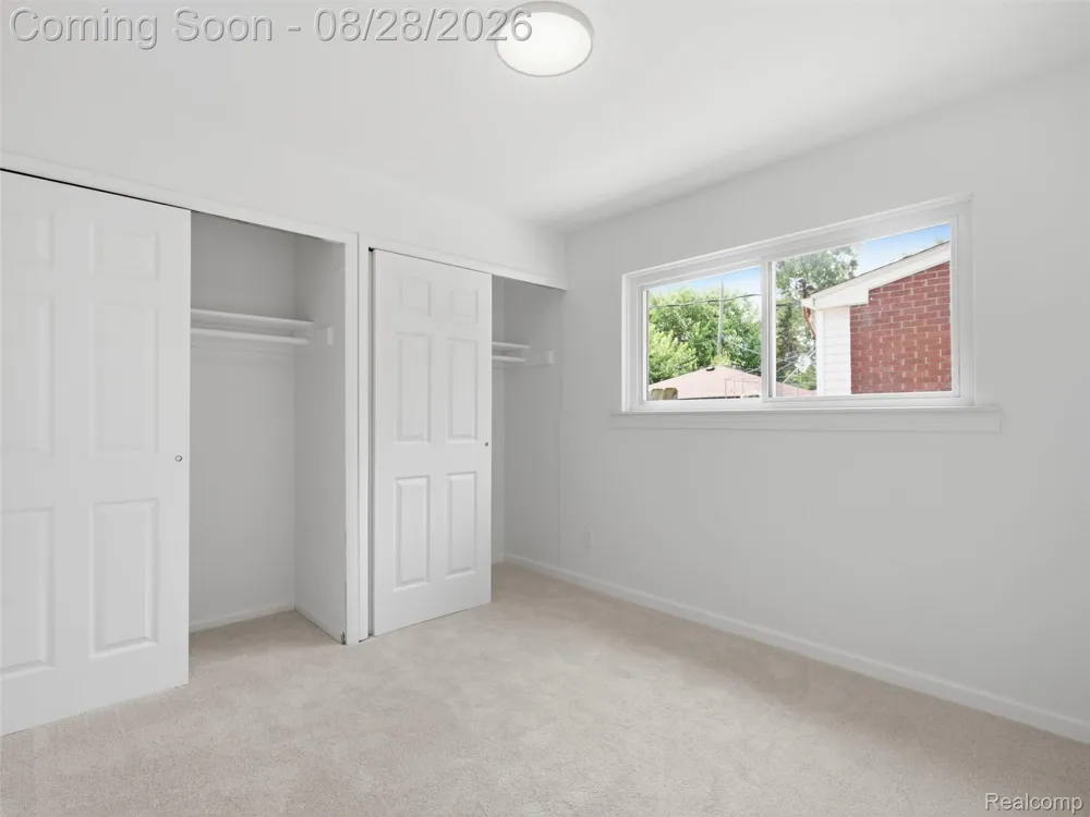 1640 Nottingham Drive Madison Heights City, MI 48071
