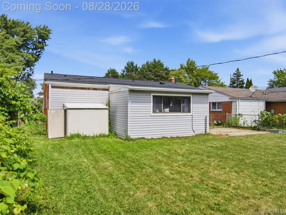 1640 Nottingham Drive Madison Heights City, MI 48071