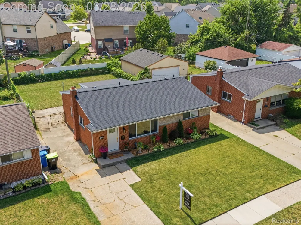 1640 Nottingham Drive Madison Heights City, MI 48071