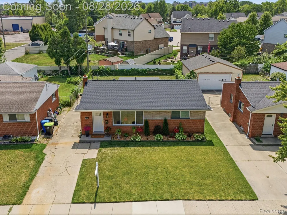 1640 Nottingham Drive Madison Heights City, MI 48071