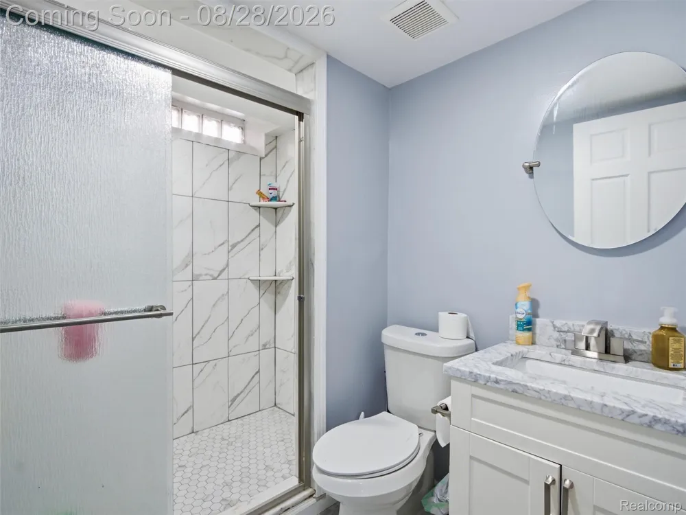 4220 Wall Avenue Allen Park City, MI 48101