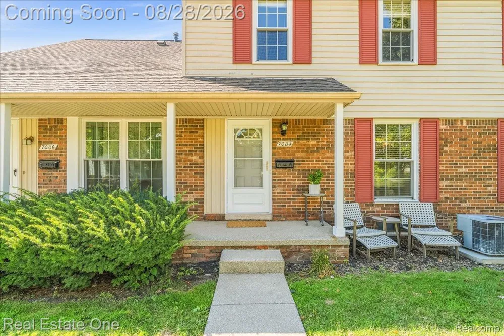 7004 HARVARD LANE Canton Charter Township, MI 48187