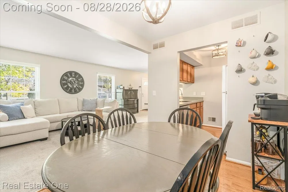 7004 HARVARD LANE Canton Charter Township, MI 48187