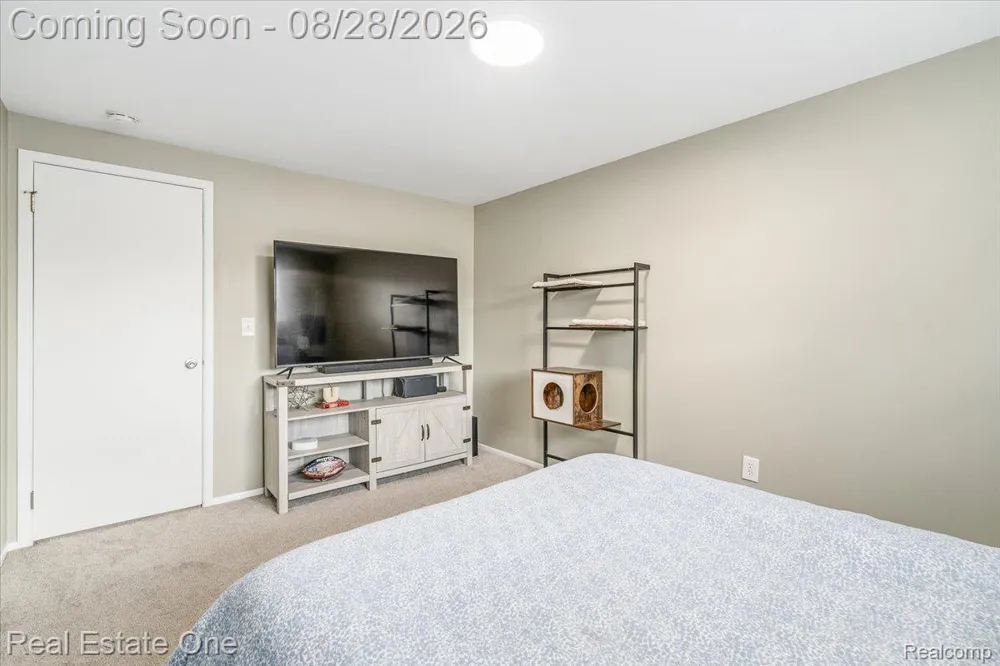 7004 HARVARD LANE Canton Charter Township, MI 48187