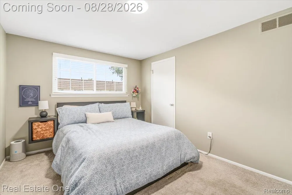 7004 HARVARD LANE Canton Charter Township, MI 48187