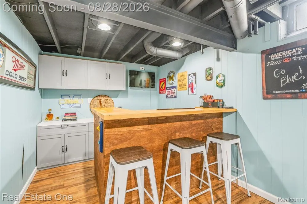 7004 HARVARD LANE Canton Charter Township, MI 48187