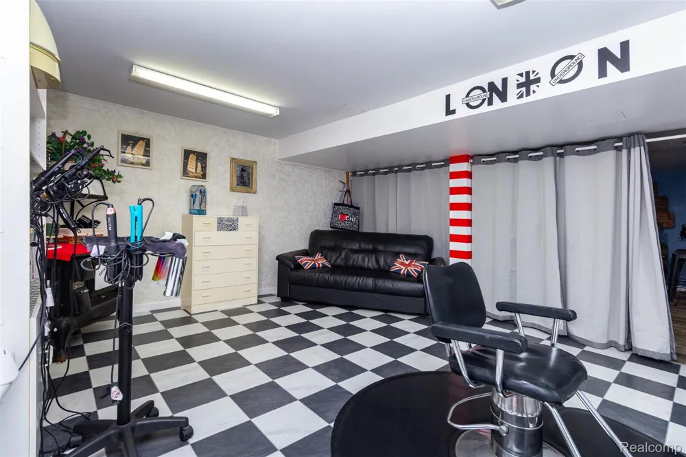 50900 Proctor Road Canton Charter Township, MI 48188