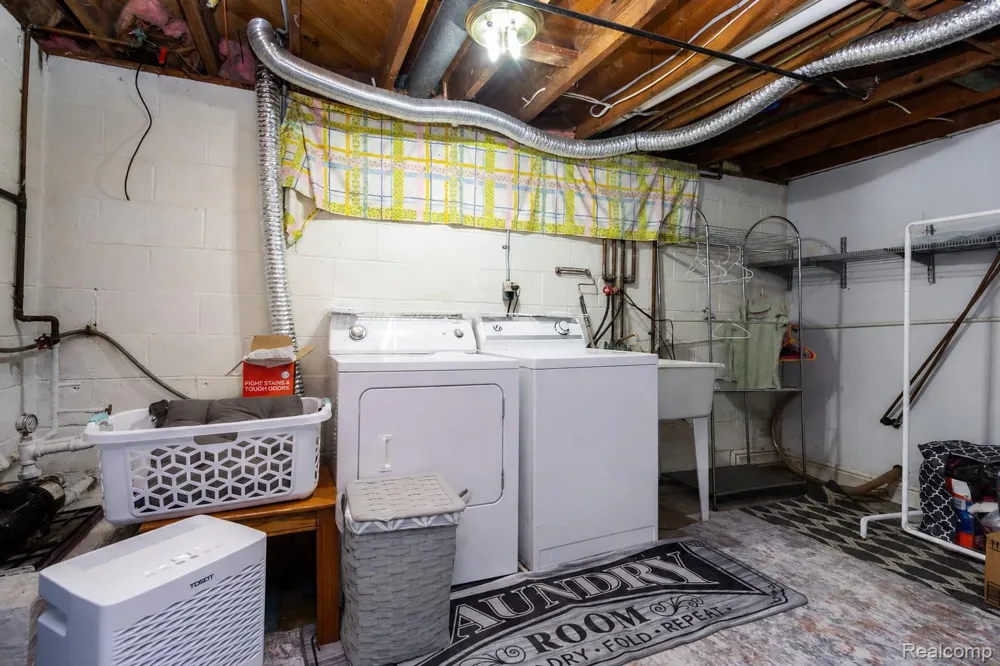 50900 Proctor Road Canton Charter Township, MI 48188