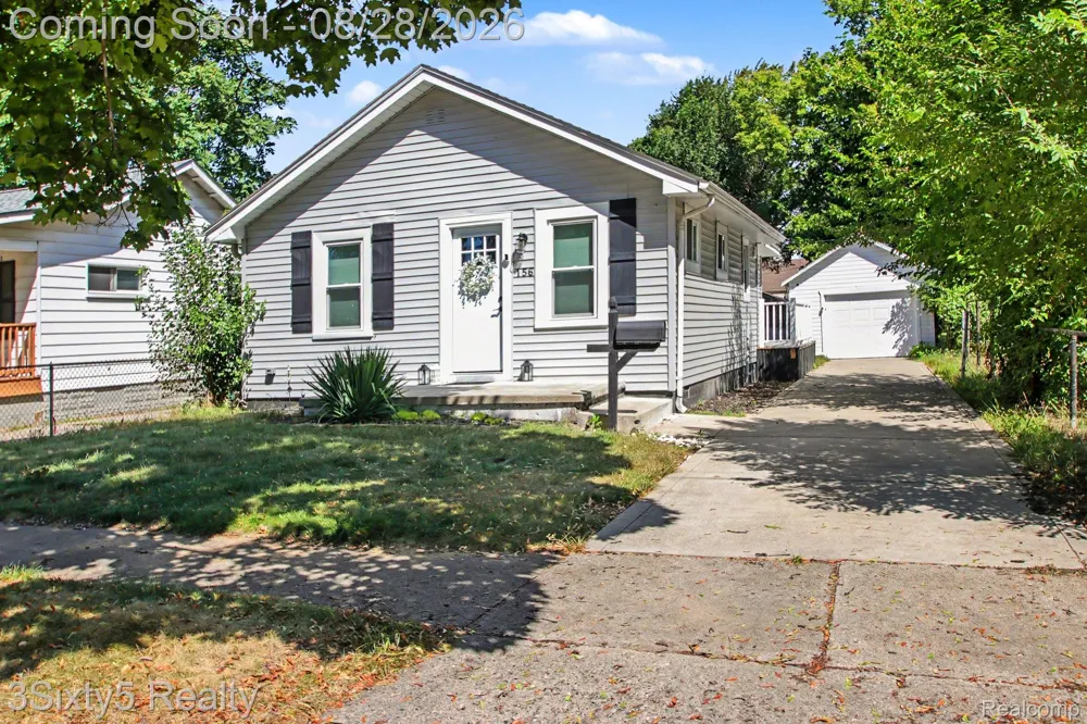 156 W Brickley Avenue Hazel Park City, MI 48030
