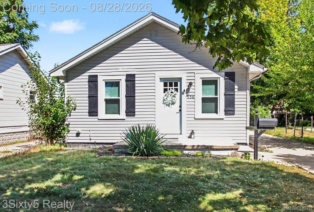 156 W Brickley Avenue Hazel Park City, MI 48030