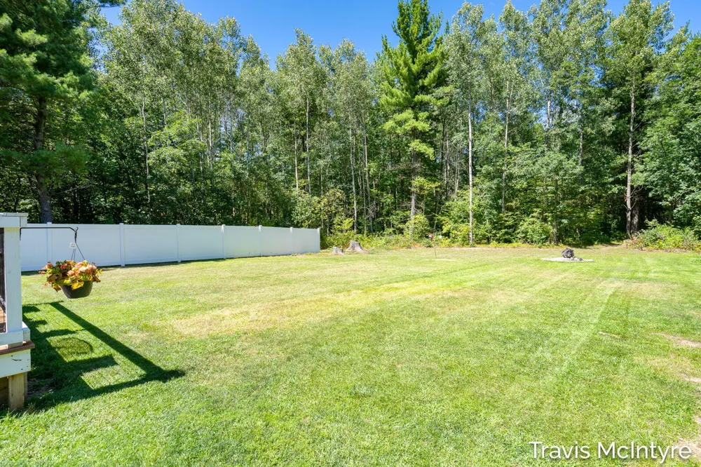 20392 Gates Road Reynolds Township, MI 49329