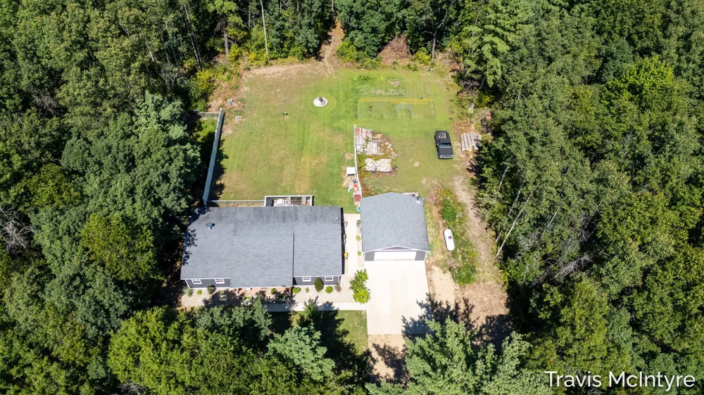 20392 Gates Road Reynolds Township, MI 49329