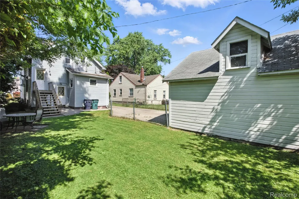 306 Kenwood Avenue Royal Oak City, MI 48067