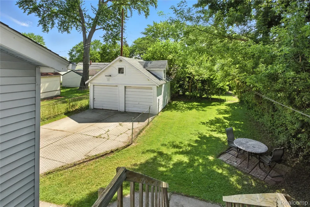 306 Kenwood Avenue Royal Oak City, MI 48067