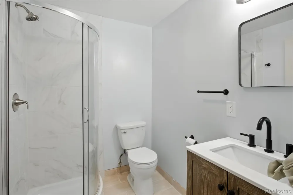 306 Kenwood Avenue Royal Oak City, MI 48067