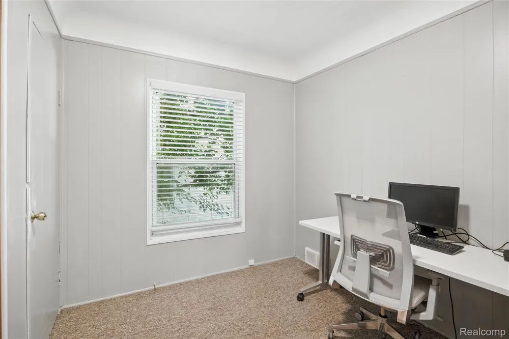 306 Kenwood Avenue Royal Oak City, MI 48067