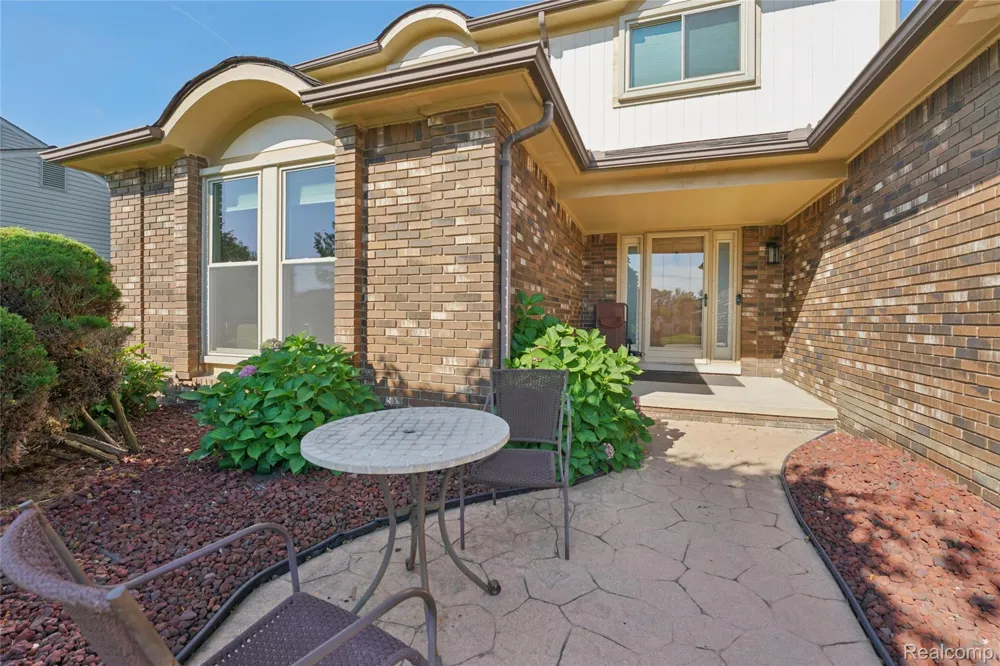 39719 Lembke Drive Sterling Heights City, MI 48313