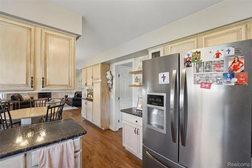 39719 Lembke Drive Sterling Heights City, MI 48313