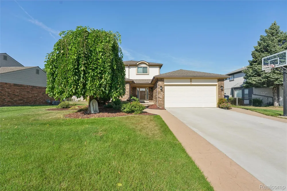 39719 Lembke Drive Sterling Heights City, MI 48313
