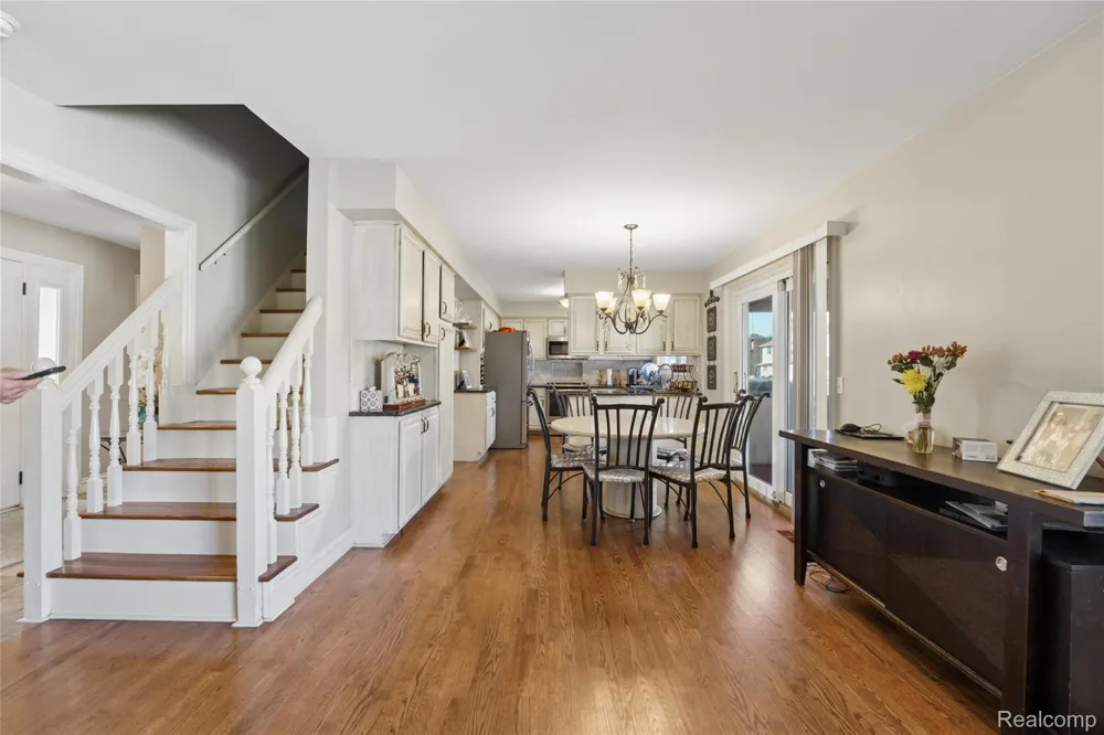 39719 Lembke Drive Sterling Heights City, MI 48313