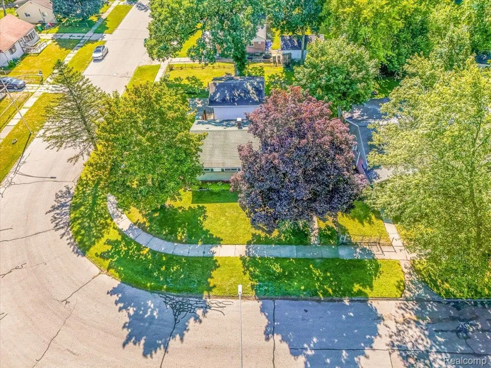 1482 Blossom Avenue Ypsilanti Charter Township, MI 48198