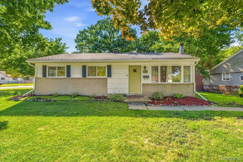 1482 Blossom Avenue Ypsilanti Charter Township, MI 48198